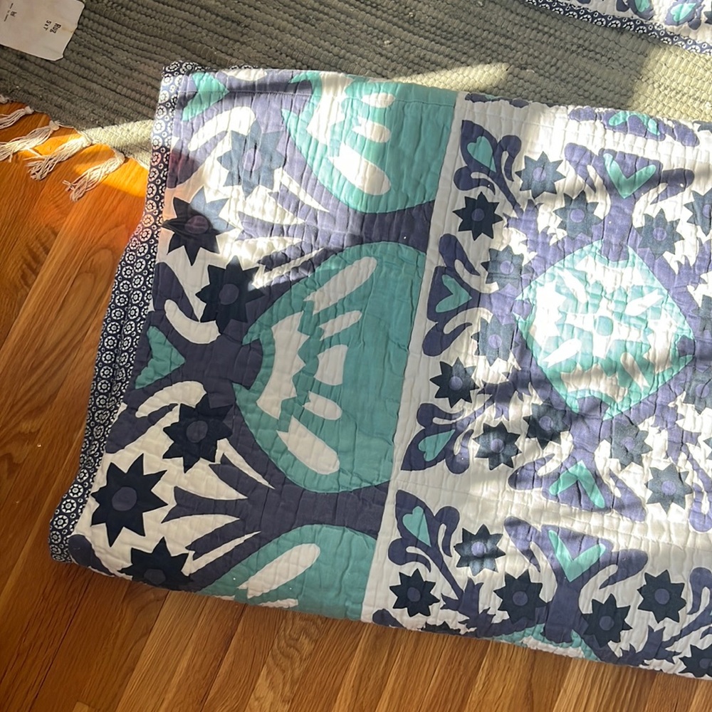Garnet Hill twin quilt and single sham